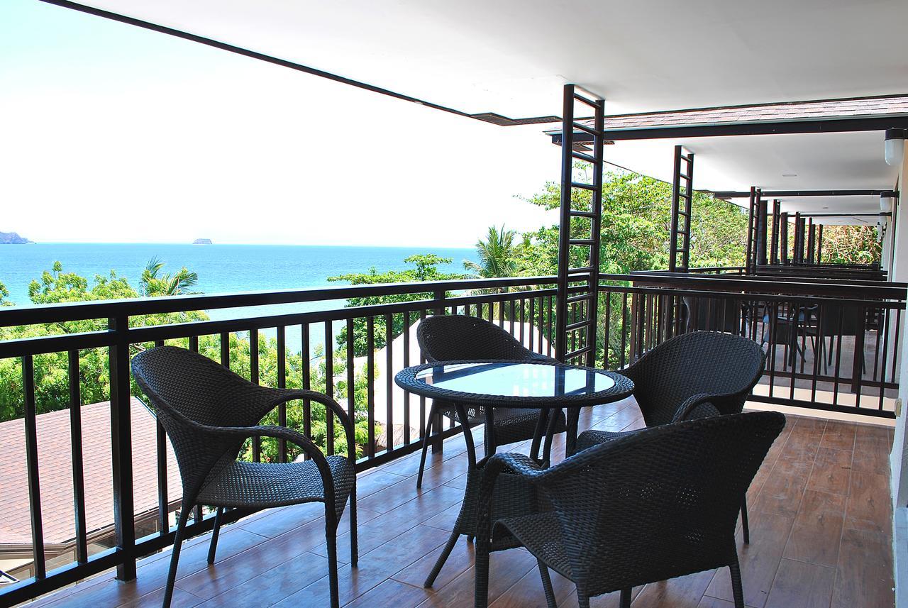 Altamare Dive And Leisure Resort Anilao Mabini  Exterior photo